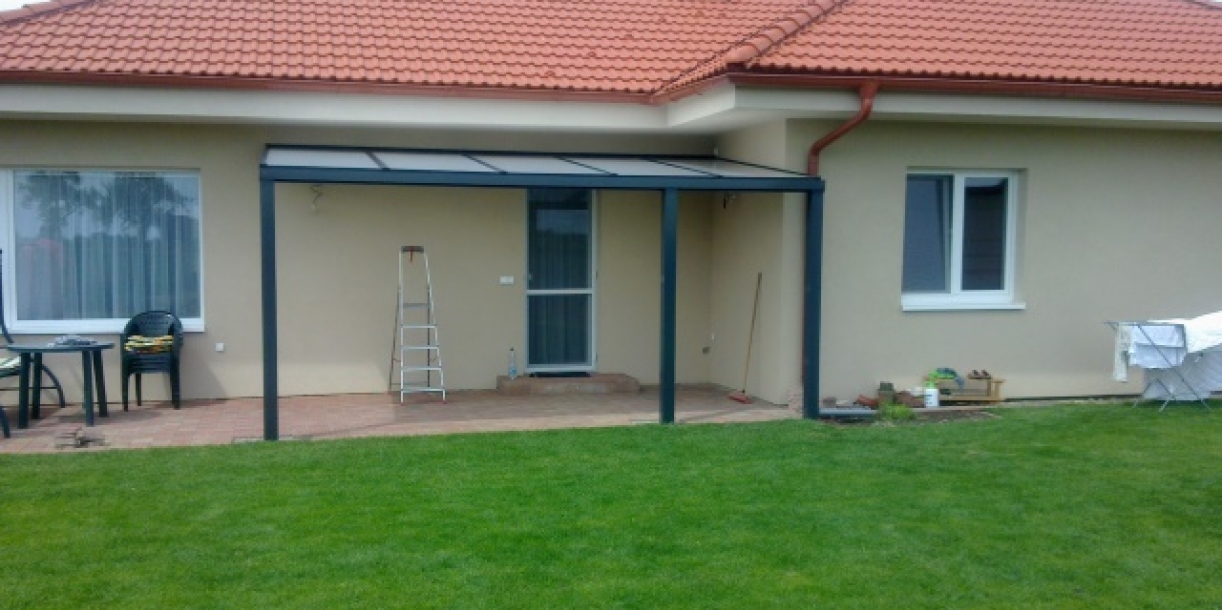 Za nedlouho začne sezóna pro plnohodnotné využití hliníkové pergoly