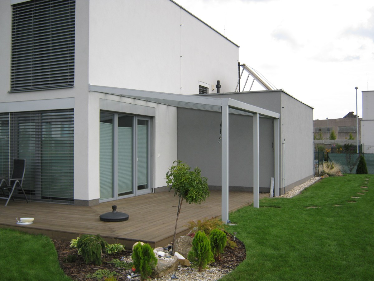 Zastřešení terasy stříbrná RAL 9006 300 x 250 cm provedení DELUXE