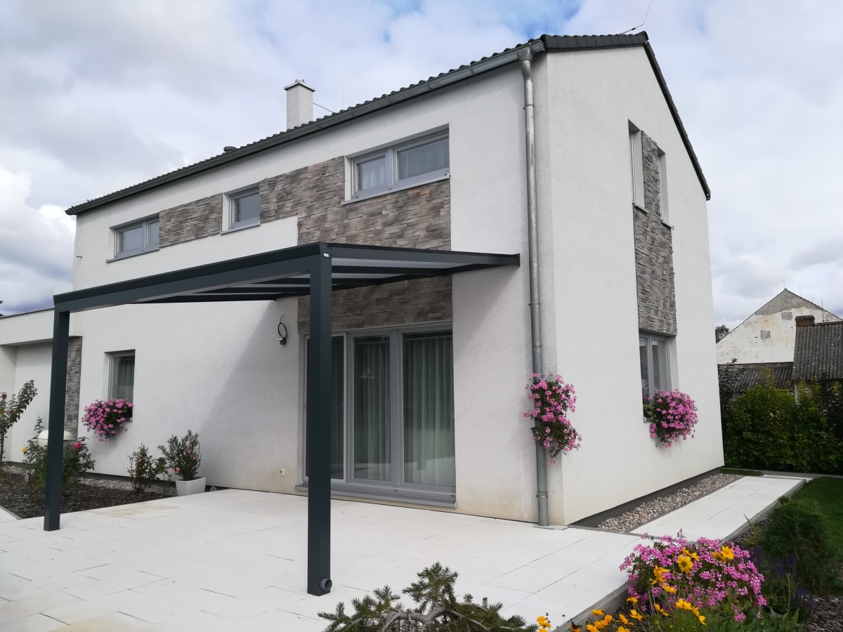 Zastřešení terasy antracit RAL 7016 400 x 200 cm provedení ECO