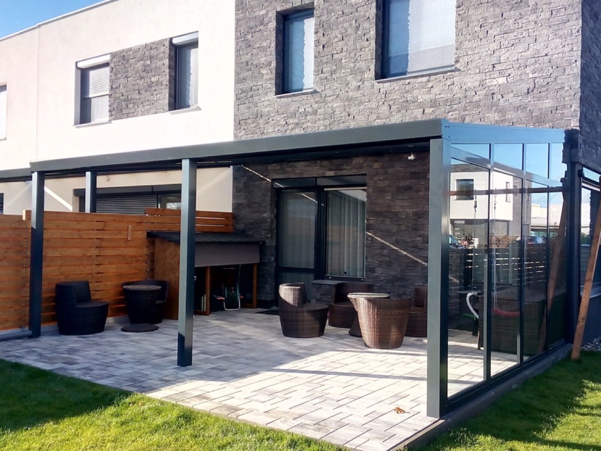 Zastřešení terasy antracit RAL 7016 700 x 400 cm provedení PROFI